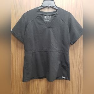 2 FIGS tops sizes small